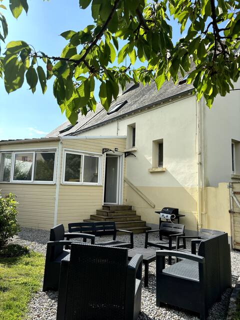 House (6 to 10 people, 4 bedrooms) Petite Mer de Gavres