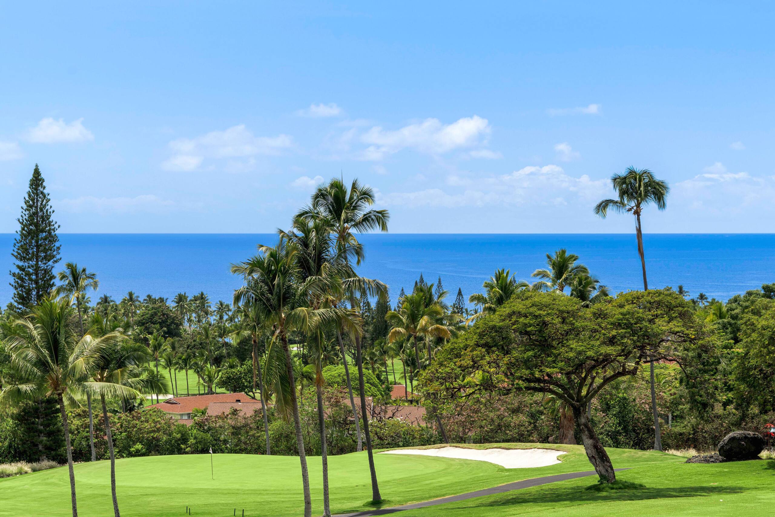 Condo in Kailua-Kona · ★4.97 · 3 bedrooms · 4 beds · 2 baths - Image 42