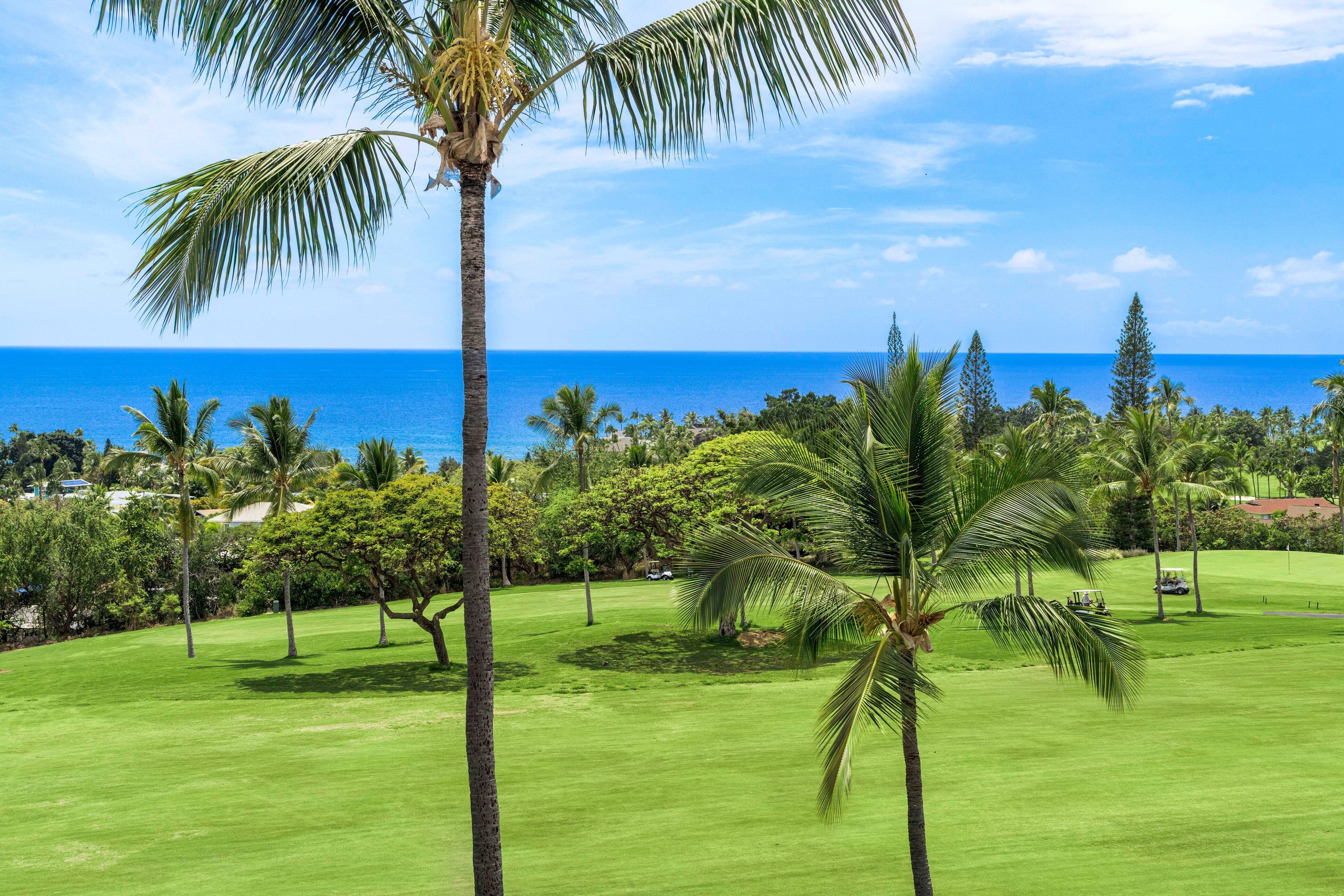 Condo in Kailua-Kona · ★4.97 · 3 bedrooms · 4 beds · 2 baths - Image 4