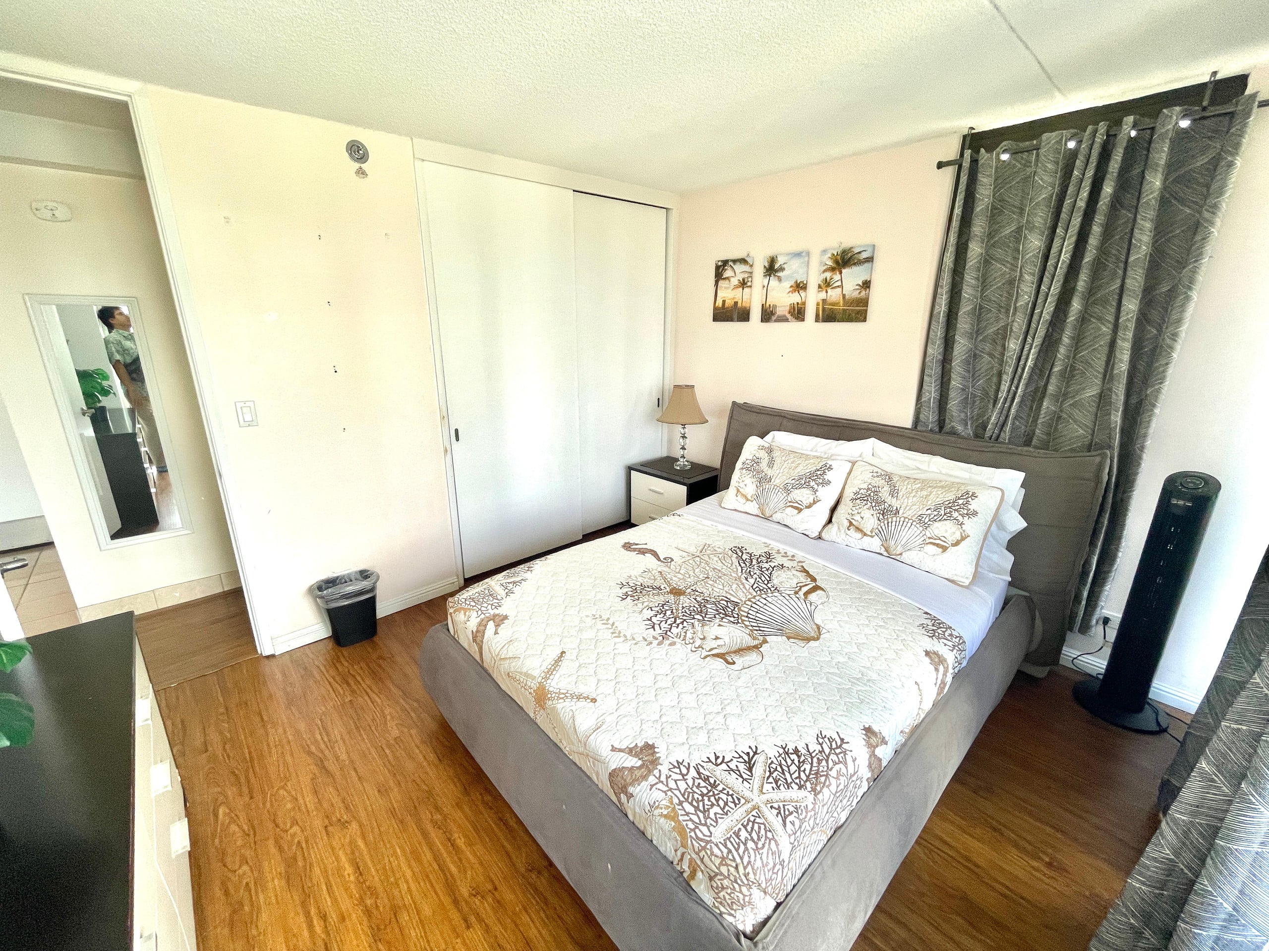 Large 1 bedroom 3 minutes to beach + Free Parking - Image 9