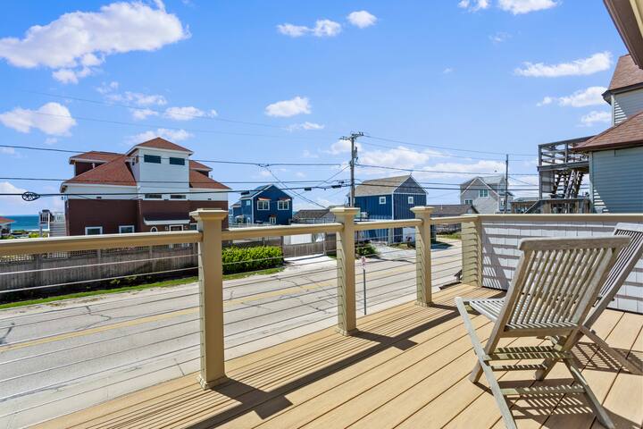 Matunuck Beach Coastal Getaway gallery image 5