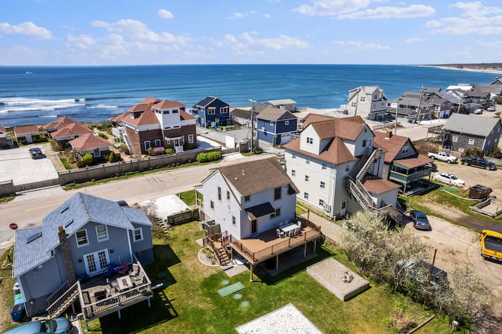 Matunuck Beach Coastal Getaway