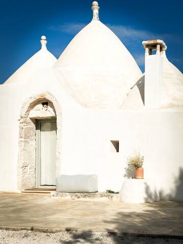 Trulli MAA, design rural retreat with pool, Puglia gallery image 4