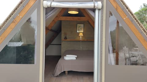 Top Airbnb: Glamping Villa Oliveta Tent il Ginepro sea view in San Vincenzo
