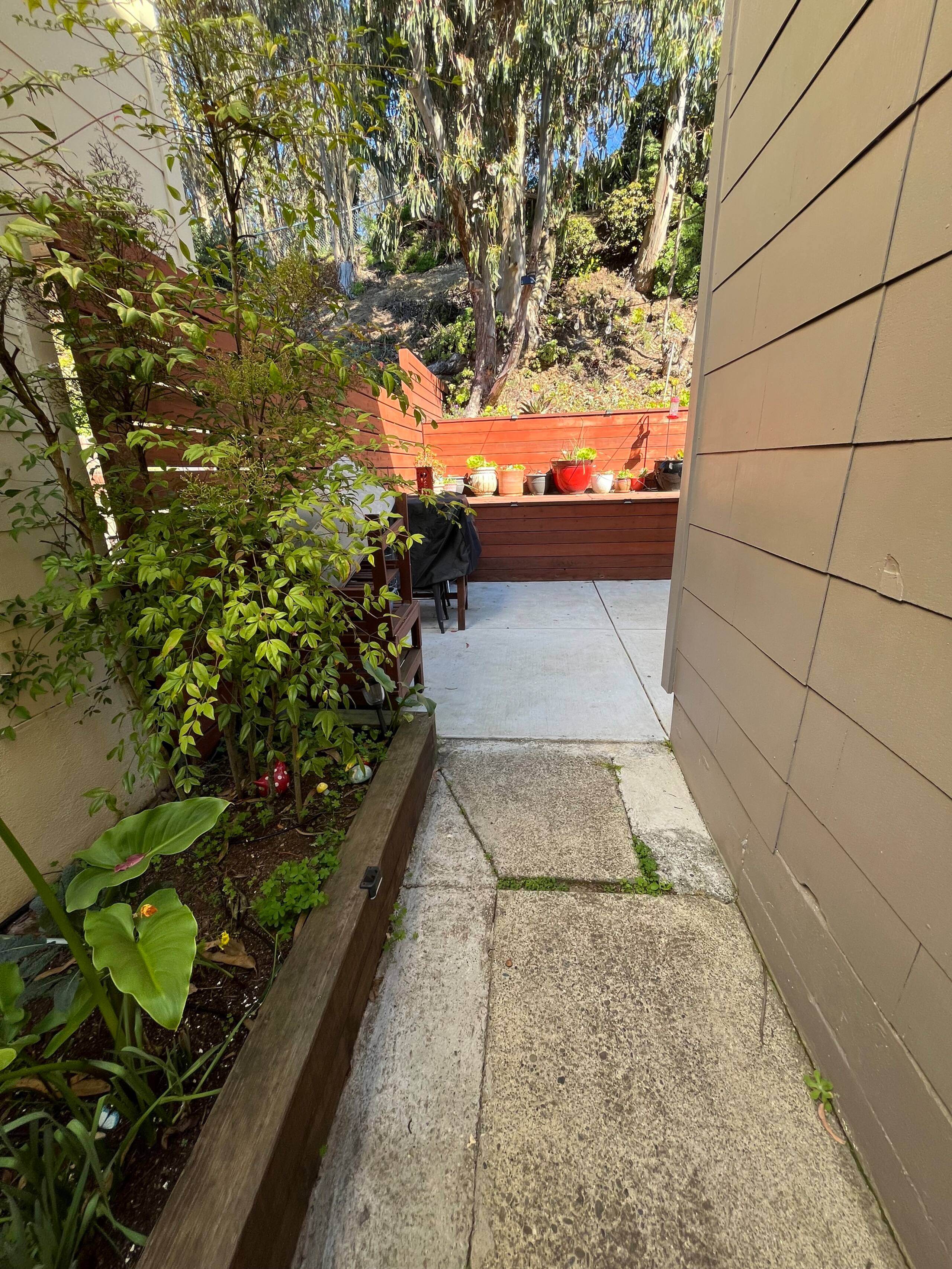 Home in San Francisco · ★4.88 · 2 bedrooms · 2 beds · 2 baths - Image 27