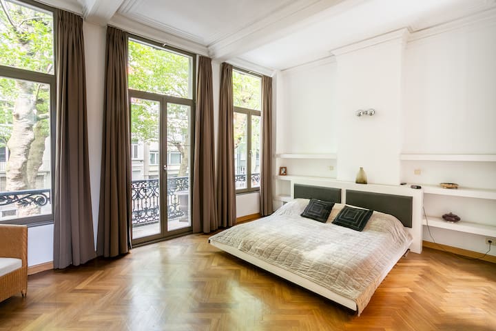 House of Antwerp – 4BDR + Private garden gallery image 2