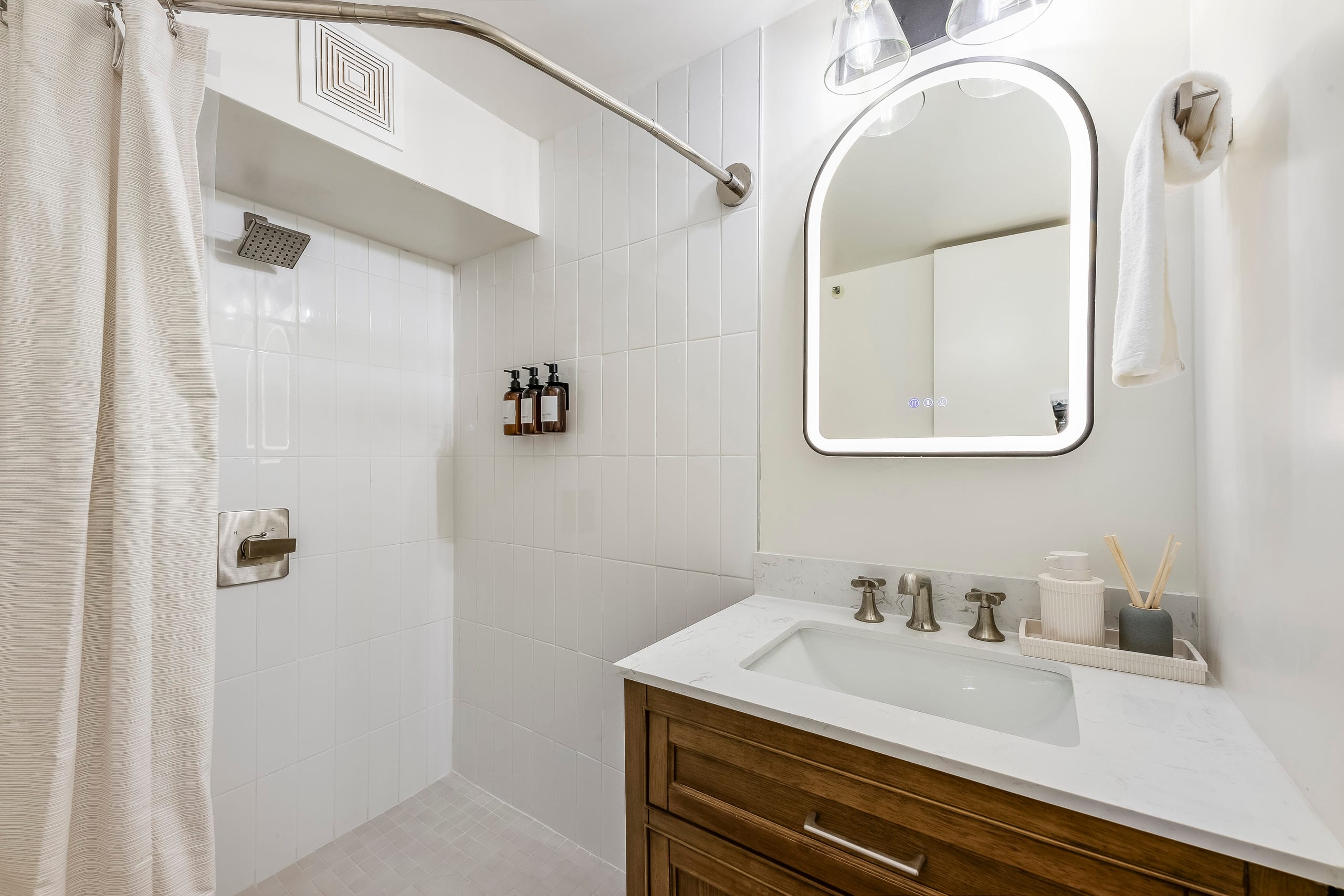 Brand New Ocean View Island Colony One bedroom - Image 25