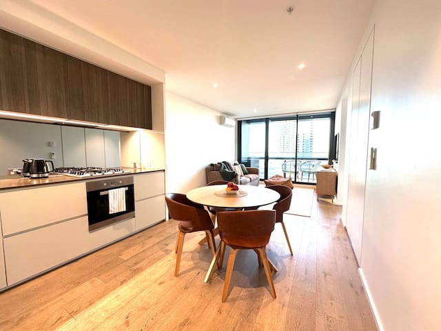 City Culture and Comfort #2 gallery image 2