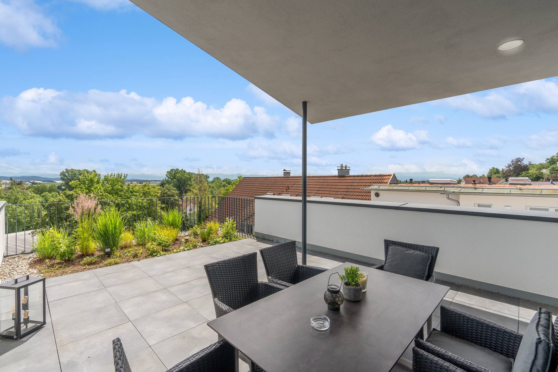 anyTIME: Penthouse with terrace and mountain view
