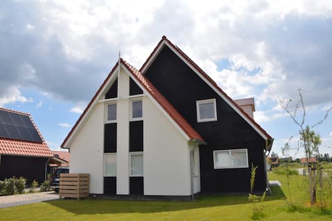 Villa Tholen