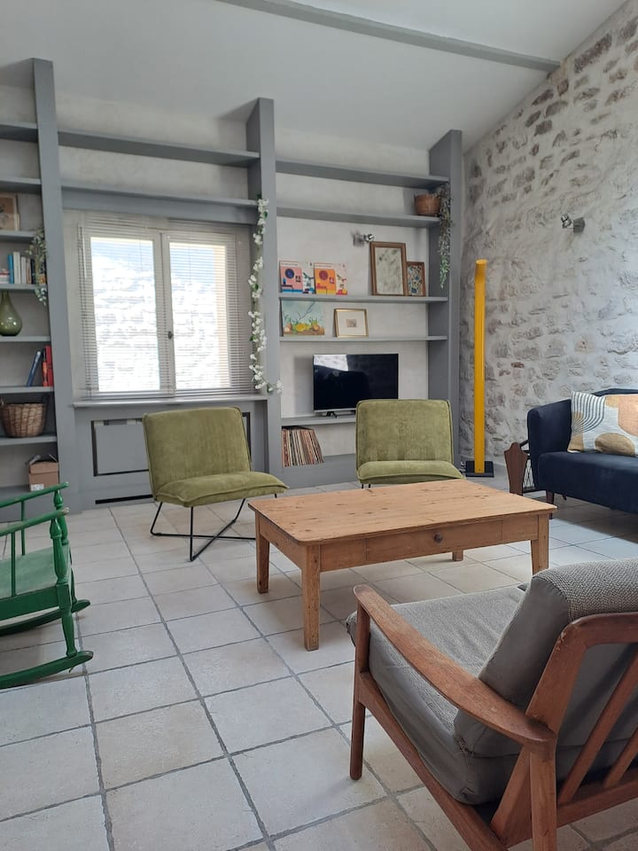 Loft Au Coeur Du Village - En Face D' Avignon - Villeneuve-lès-Avignon