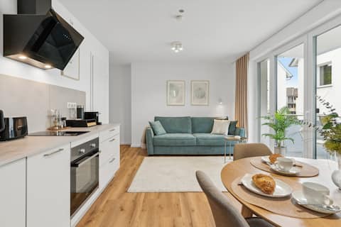 Deluxe Apartment in Bielefeld-Free Parking-Balkony