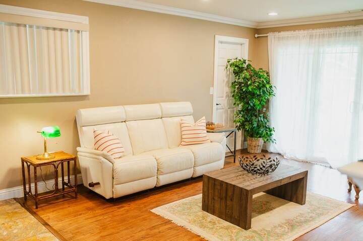 Modern 3-bedroom Home Near Apple Hq & Santana Row - Santa Clara, CA