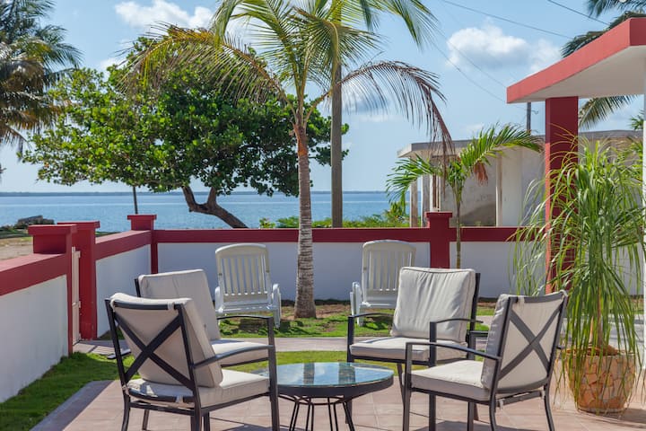 Casa 76 - Entire House - Sea View - 2BR - 2 Bath