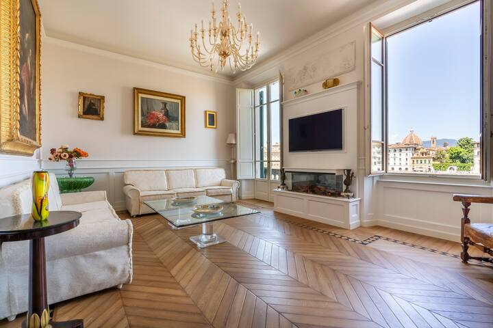 Private SPA Sauna & Jacuzzi Duomo View gallery image 2