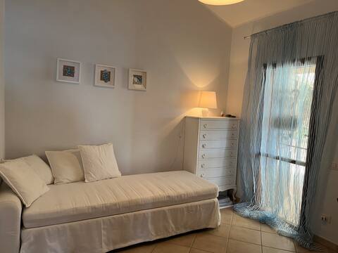 Top Airbnb: House with enchanting sea view in Maracalagonis