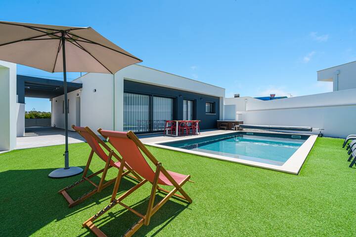 Villa Tropical with jacuzzi and private pool