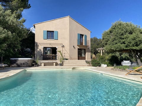 Christmas Promo Beautiful Villa at the foot of Mont Ventoux