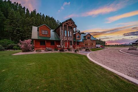 Idaho Cabin Retreat-Sleeps 16-Hike-FlyFish-HotTub