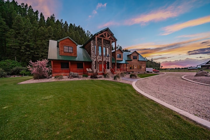 Idaho Cabin Retreat-Sleeps 16-Hike-FlyFish-HotTub