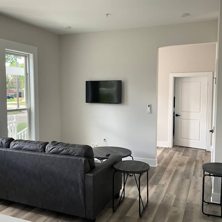 Premium Modern Victorian Apartment 1 - Muskegon, MI