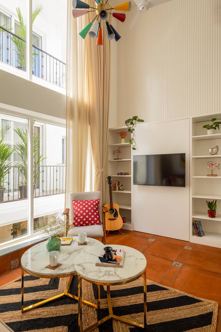 Living room 2 image 2