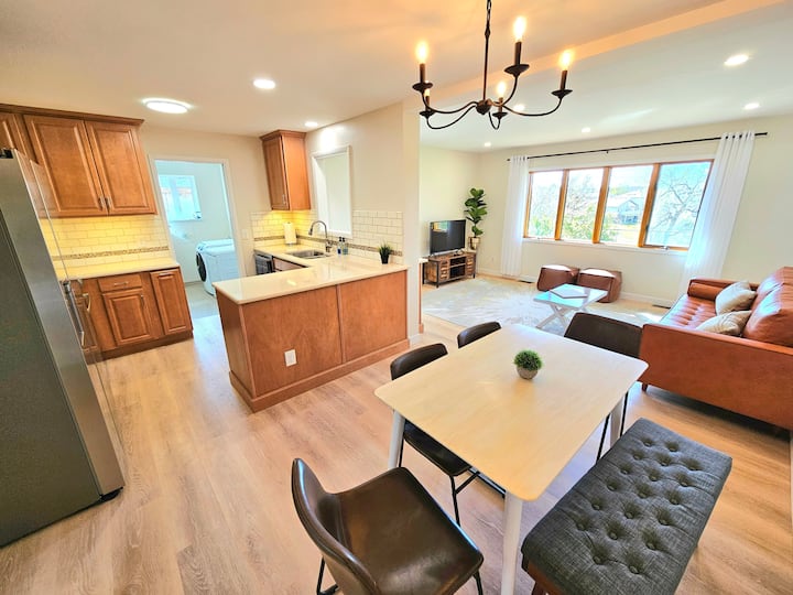 One Level Cozy Home Backing To Lake Park, A/c - Arvada, CO