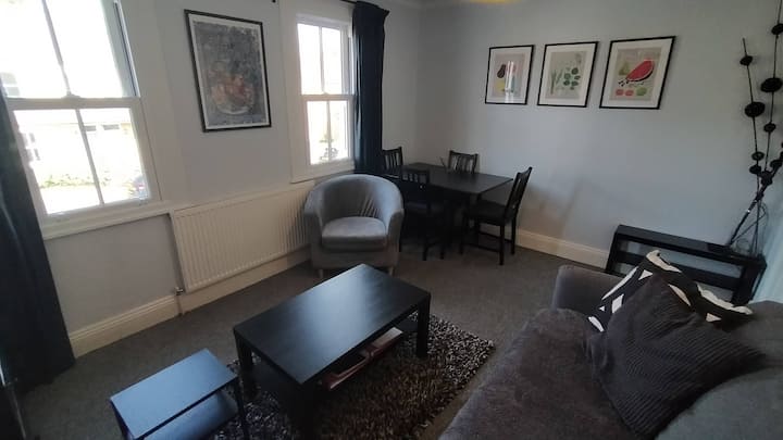 Bright And Airy First Floor Apartment - Oxford