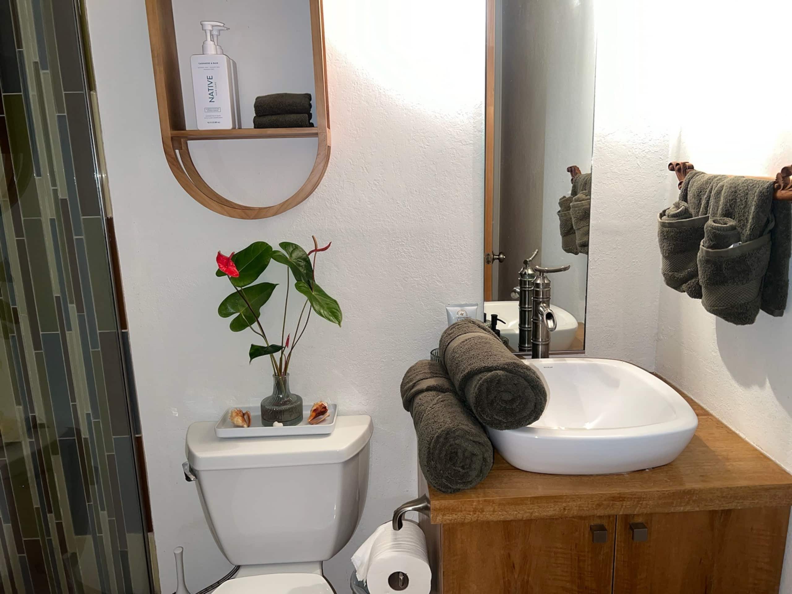 Home in Pahoa · ★4.86 · 4 bedrooms · 5 beds · 3 baths - Image 63