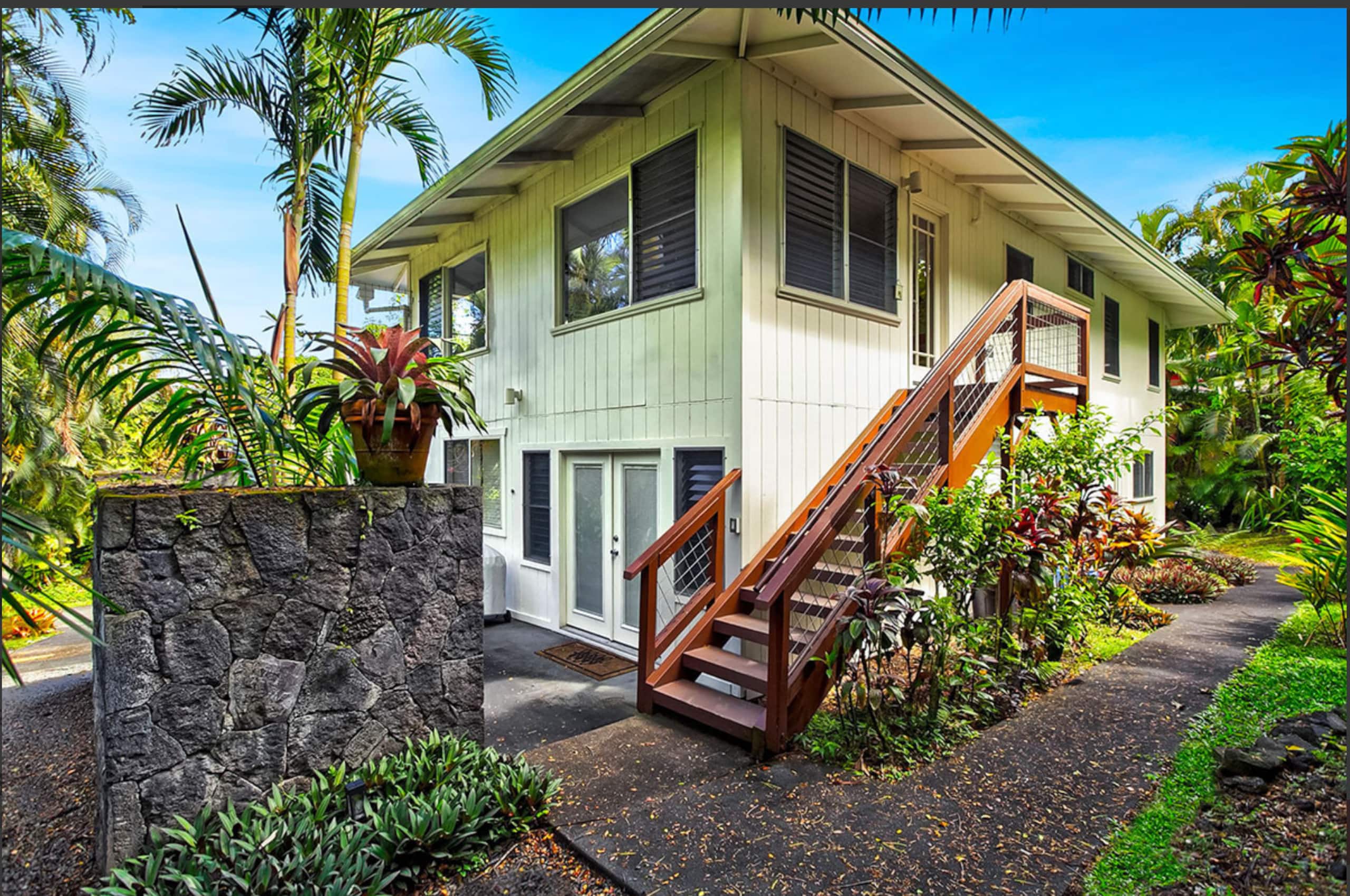 Home in Pahoa · ★4.86 · 4 bedrooms · 5 beds · 3 baths - Image 77