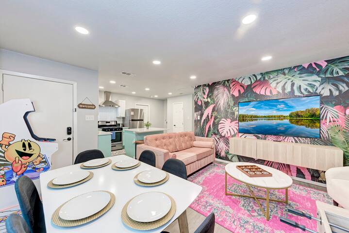 Private POOL – Fun Home – Mins to COTA/Dwntwn/AUS!