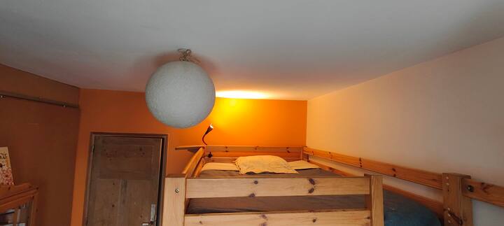 საძინებელი 4