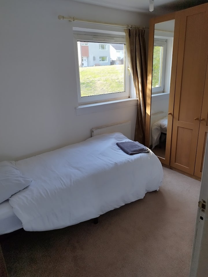 საძინებელი 4