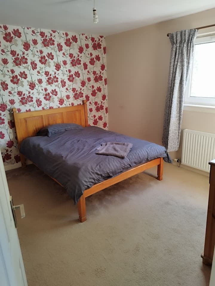 საძინებელი 1