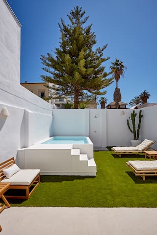 Piscina Climatizada Privada a 40 metros de playa