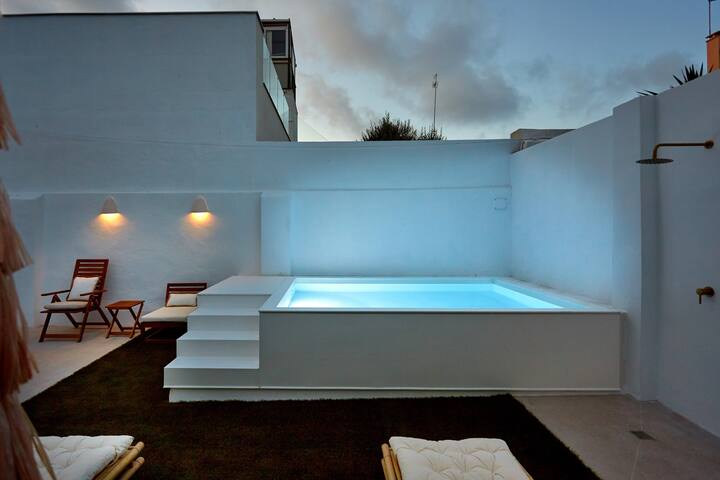Piscina Climatizada Privada a 40 metros de playa gallery image 2