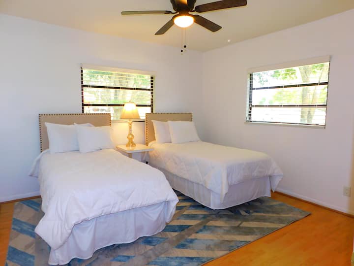 საძინებელი 3