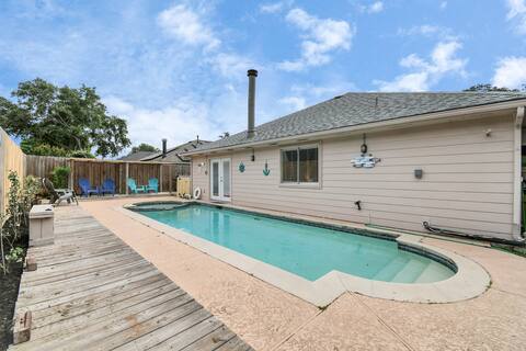 Charming house with pool & spa