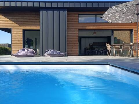 Villa Loki - 700 m from the sea! Swimming pool