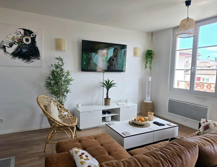 Superbe T2 Hyper Centre Dax - 3*- Garage + Balcon - ibis styles Dax Miradour