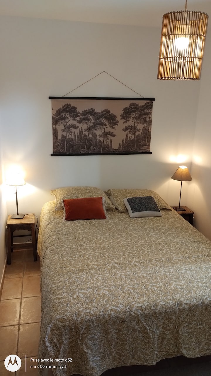 Slaapkamer 2. 
140x200 bed