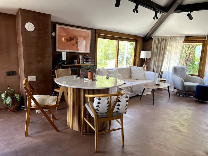 Artist's Studio Cozy, Central & Historical - Fethiye
