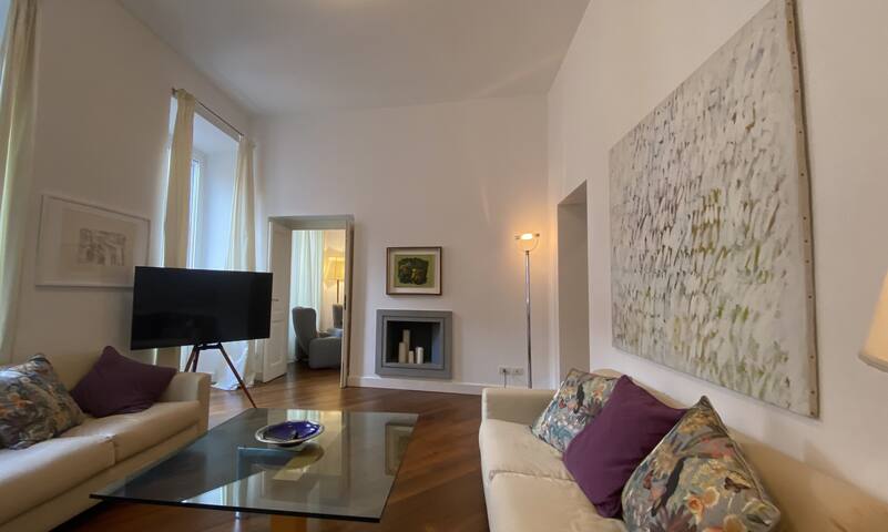 Spanish steps Luxury home gallery image 4