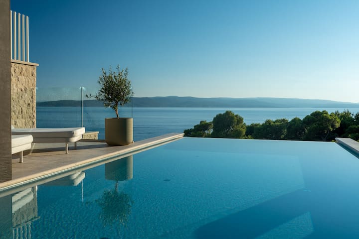 Makarska-Touristic managed Airbnb listing 2