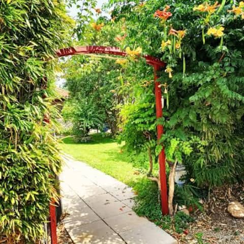 Charming property "La Villa Léna"