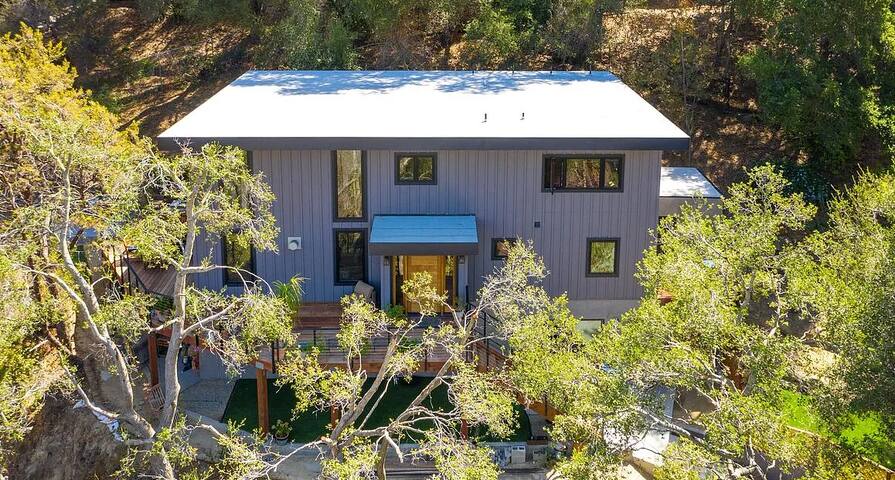 forest view, jacuzzi, 5 bedrooms gallery image 5