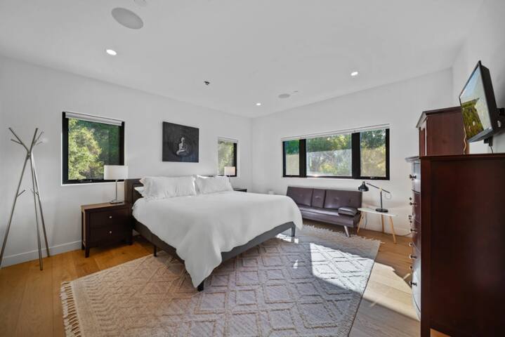 forest view, jacuzzi, 5 bedrooms gallery image 4