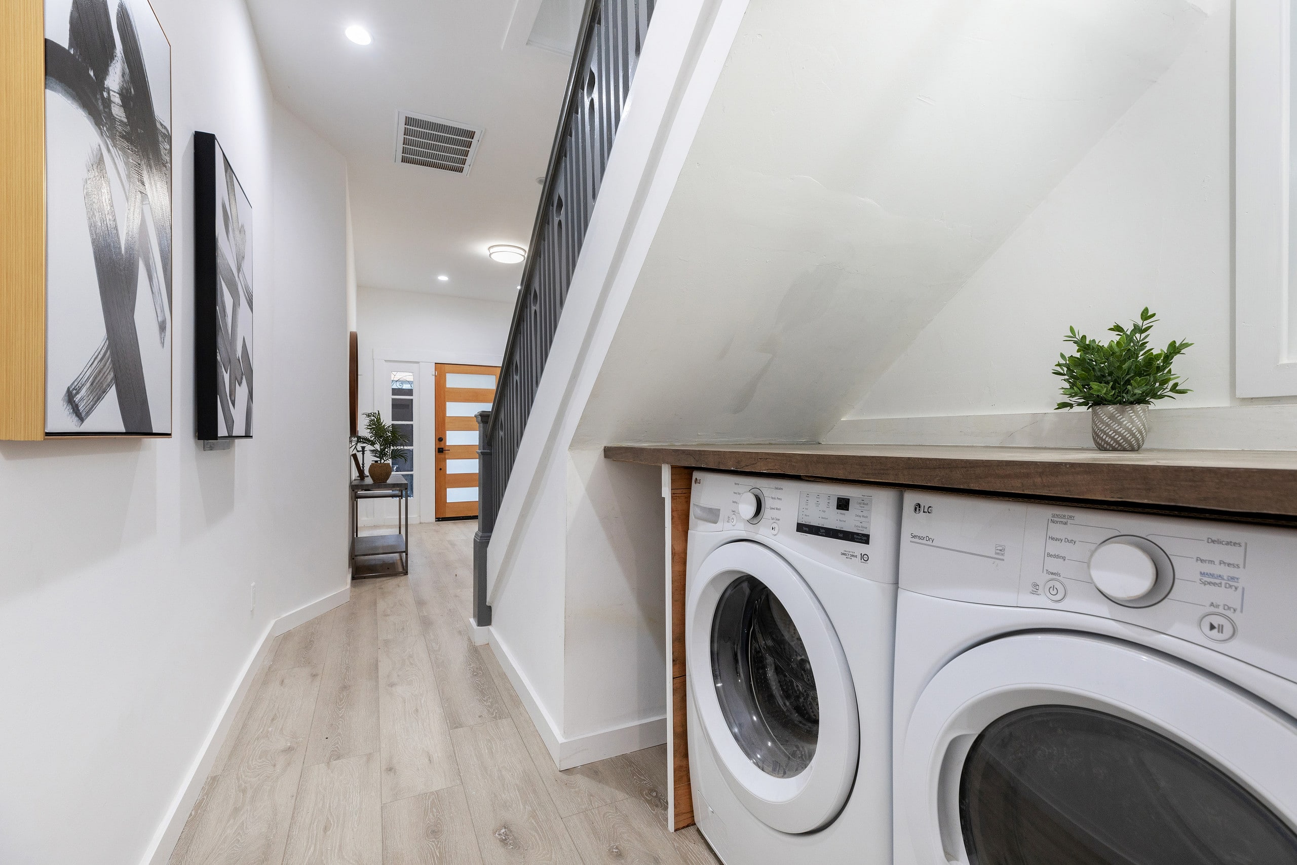 Home in San Francisco · ★4.98 · 5 bedrooms · 5 beds · 5 baths - Image 30