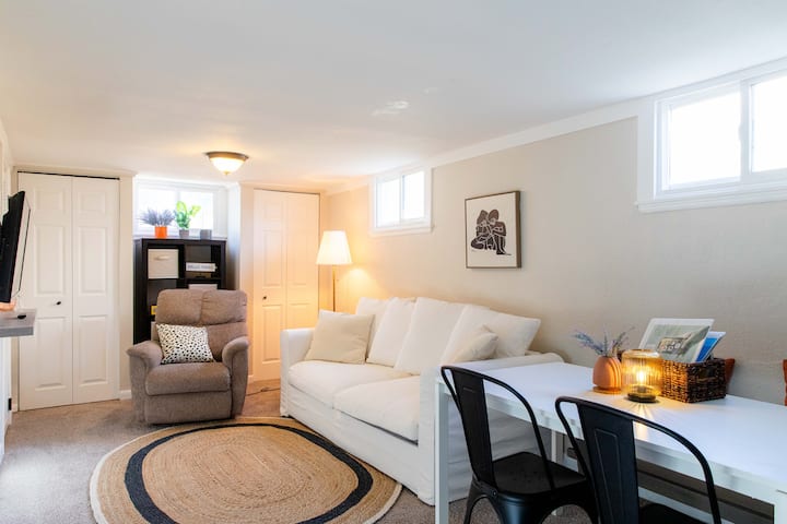 Cozy Guest Suite In Denver - Denver, CO