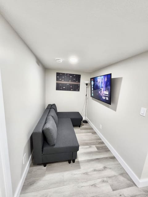 Popular Airbnb listing: Triple O Homes-Modern 1 Bedroom Suite in Secord